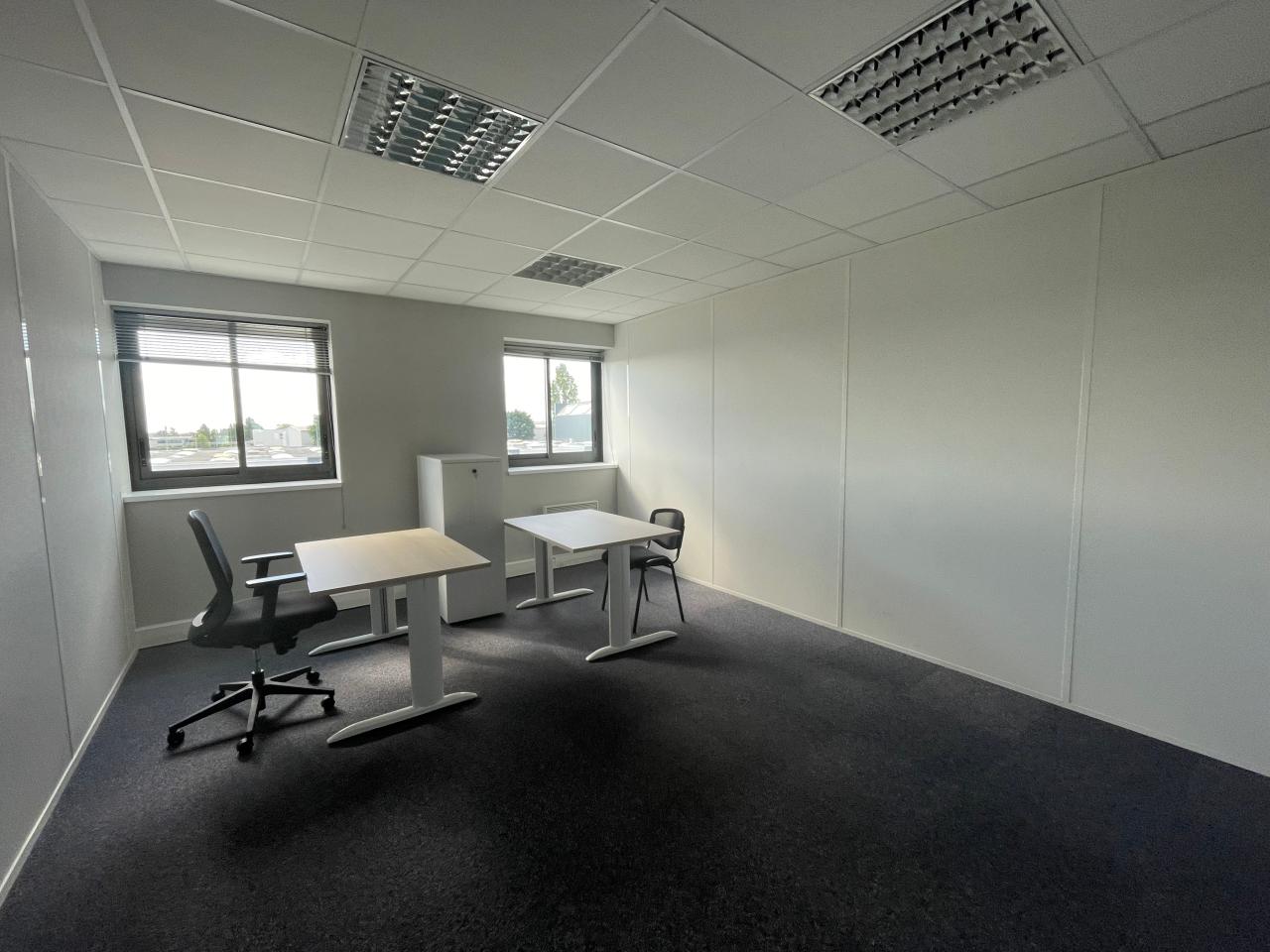 Bureau Bouguenais 330m² Location bureau Bouguenais Loire-Atlantique OLBUR2423972 9